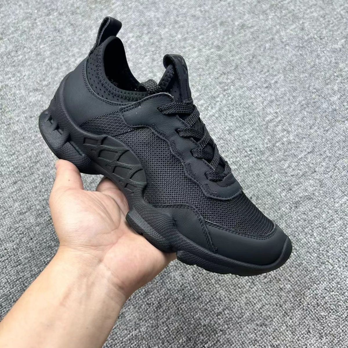 Trendy Luxury Athletic Shoes M - Hunting Outdoor Brand recensie en prijs