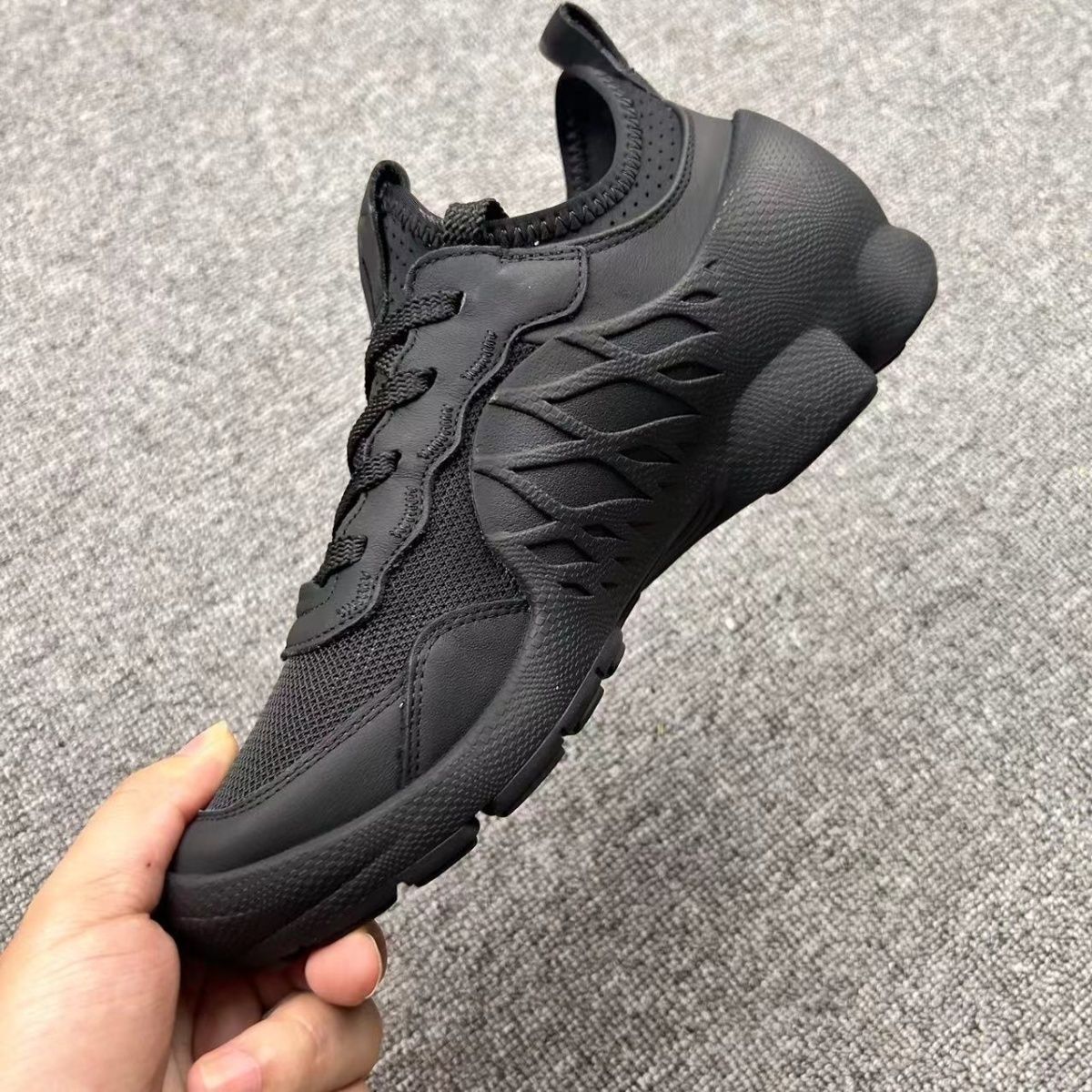 Trendy Luxury Athletic Shoes M - Hunting Outdoor Brand recensie en prijs